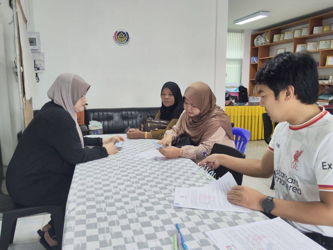 สำนักงานพัฒนาชุมชน อำเภอสุไหงโก-ลก  ดำเนินการทำสัญญาเงินทุน หมุนเวียนกองทุนพัฒนา บทบาทสตรี ประจำปี 2569