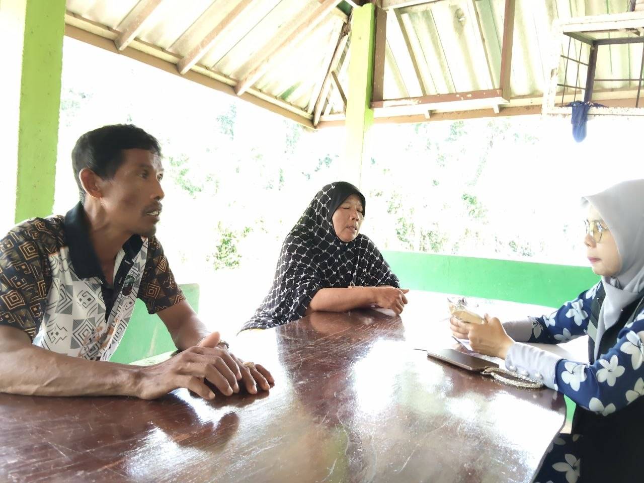 สำนักงานพัฒนาชุมชนอำเภอสุไหงโก-ลก ติดตามการขับเคลื่อนโครงการ สร้างสัมมาชีพชุมชนฯ📢